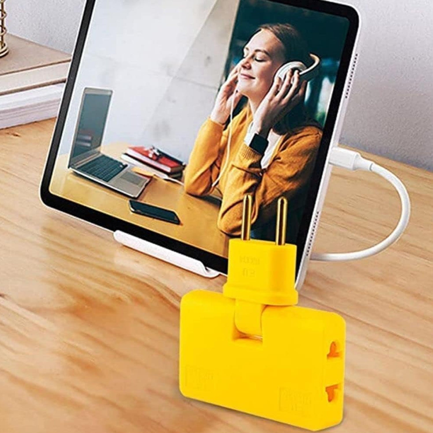 Wireless 3in1 Foldable Wall Plug Socket Wireless 3in1 Foldable Wall Plug Socket